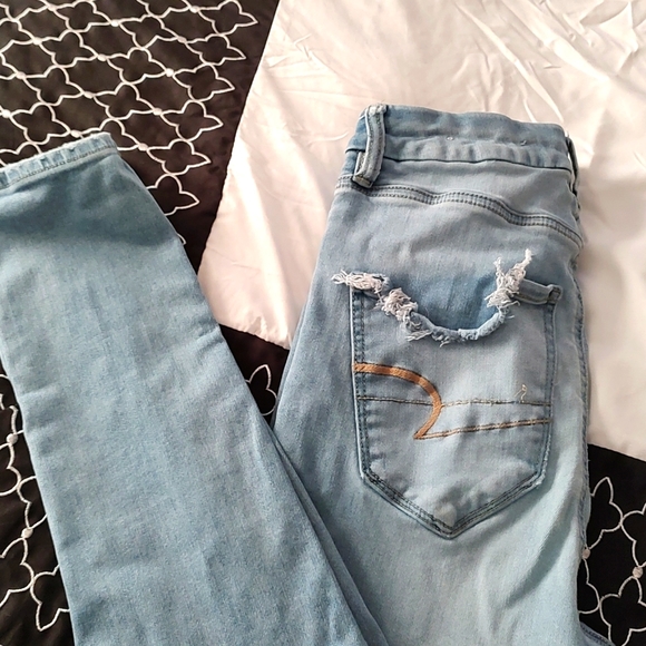 💙 EUC American Eagle Ladie's Next Level Stretch Curvy Highest Rise Jeggings, 4R - Picture 14 of 14